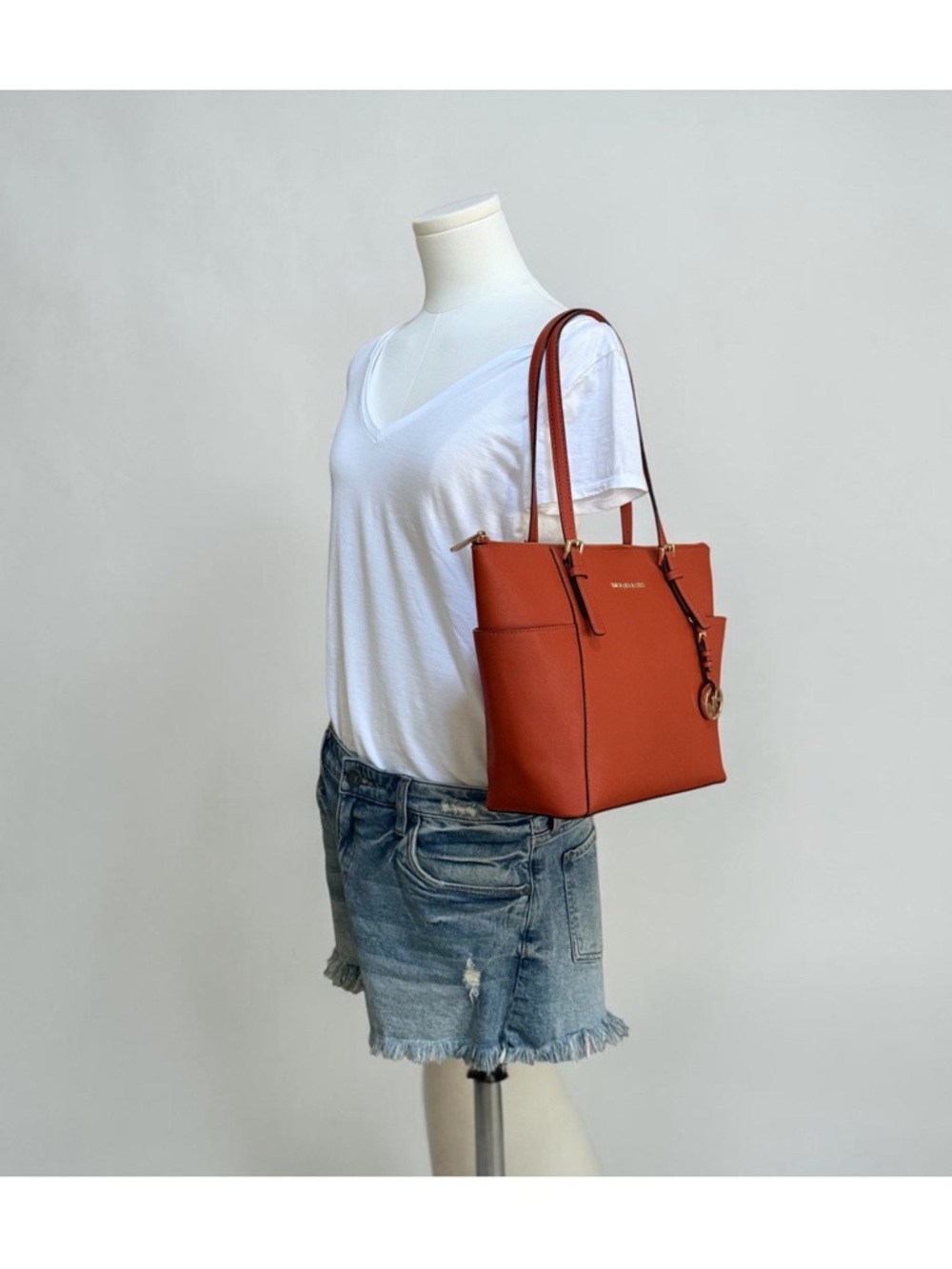 Authentic Michael Kors Burnt Orange Saffiano Leather Tote Bag! - Picture 16 of 16